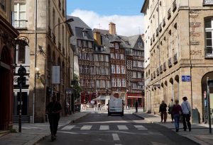 Икономически растеж във „възходящ импулс“