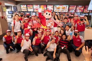 IT’S A VIBE: Jollibee Kicks Off Coffee Blends Pop-up with Surprise Event Featuring Atasha Muhlach
