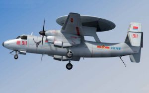Боен самолет за ранно предупреждение KJ-600 показан на парада на победата
