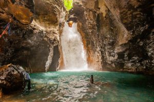 Новият телефон на Vivo ще включва най-голямата батерия в индустрията от 7600 mAh, вероятно iQOO Z10 Turbo · TechNode