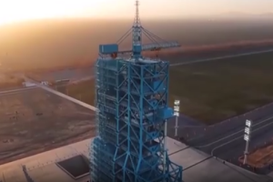 Космически кораб стартира успешно с пълен товар на борда