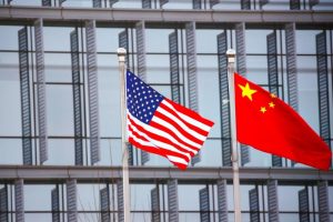 Китай е готов да работи със САЩ за провеждането на икономически и търговски преговори