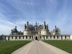 What to Expect at Chateau de Chambord in the Loire Valley
