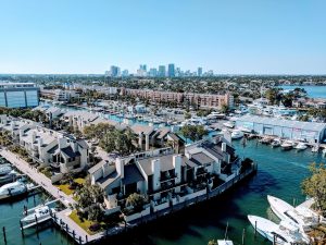 Budgeting for the Venice of America: Smart Tips for Solo Travel and Saving Money in Fort Lauderdale