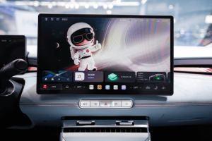 SAIC MG4 с полутвърда батерия стартира доставки