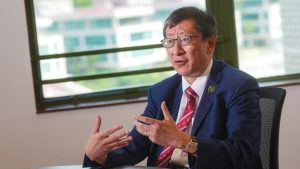 Училищата в Хонконг са призовани да намерят „изход“ от намаляващия брой ученици