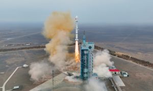 Ракета Long March изпраща най-новия сателит на Китай в орбита