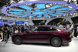 Продажбите на местни автомобили спадат през първото тримесечие