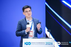 Изпълнителният директор на QCraft отбелязва промяната на „физическия AI“ като следваща фаза за автономно шофиране