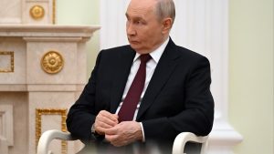 Кремъл отрича изолацията на Путин от неволите на Русия на фона на критиките на блогъра